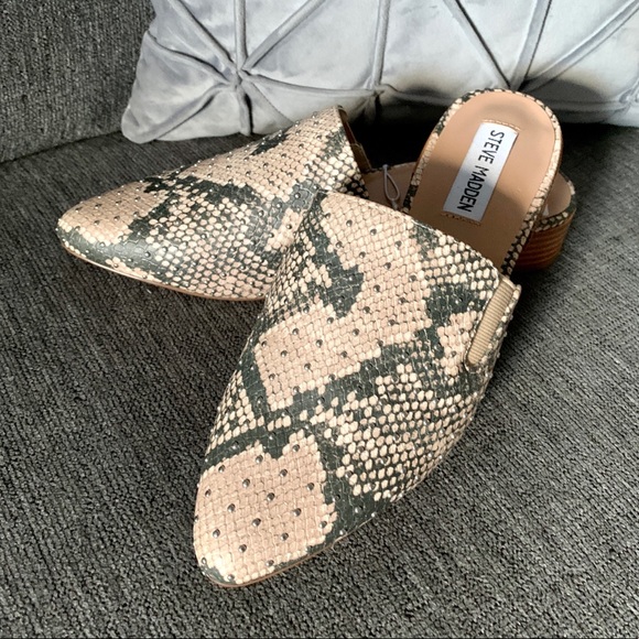 Steve Madden Shoes - NEW Steve Madden snake studded mules shoes 7.5